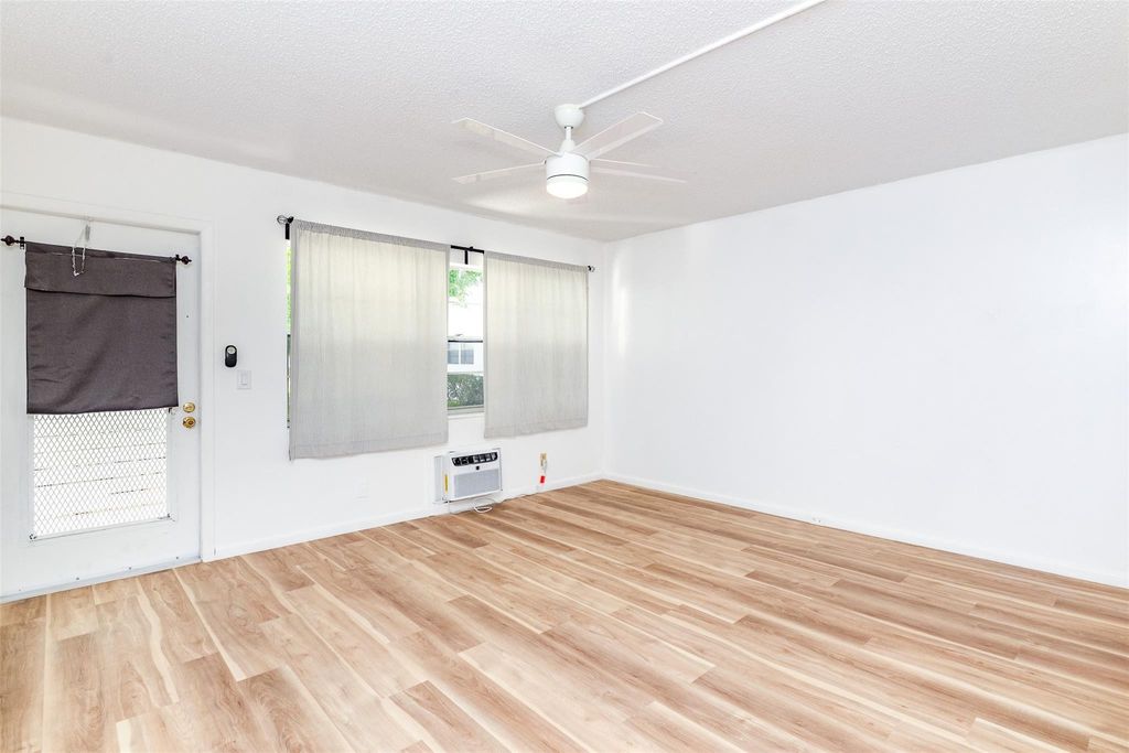 Photo of 167 Lyndhurst L #167, Deerfield Beach, FL 33442 (MLS # F10551662)