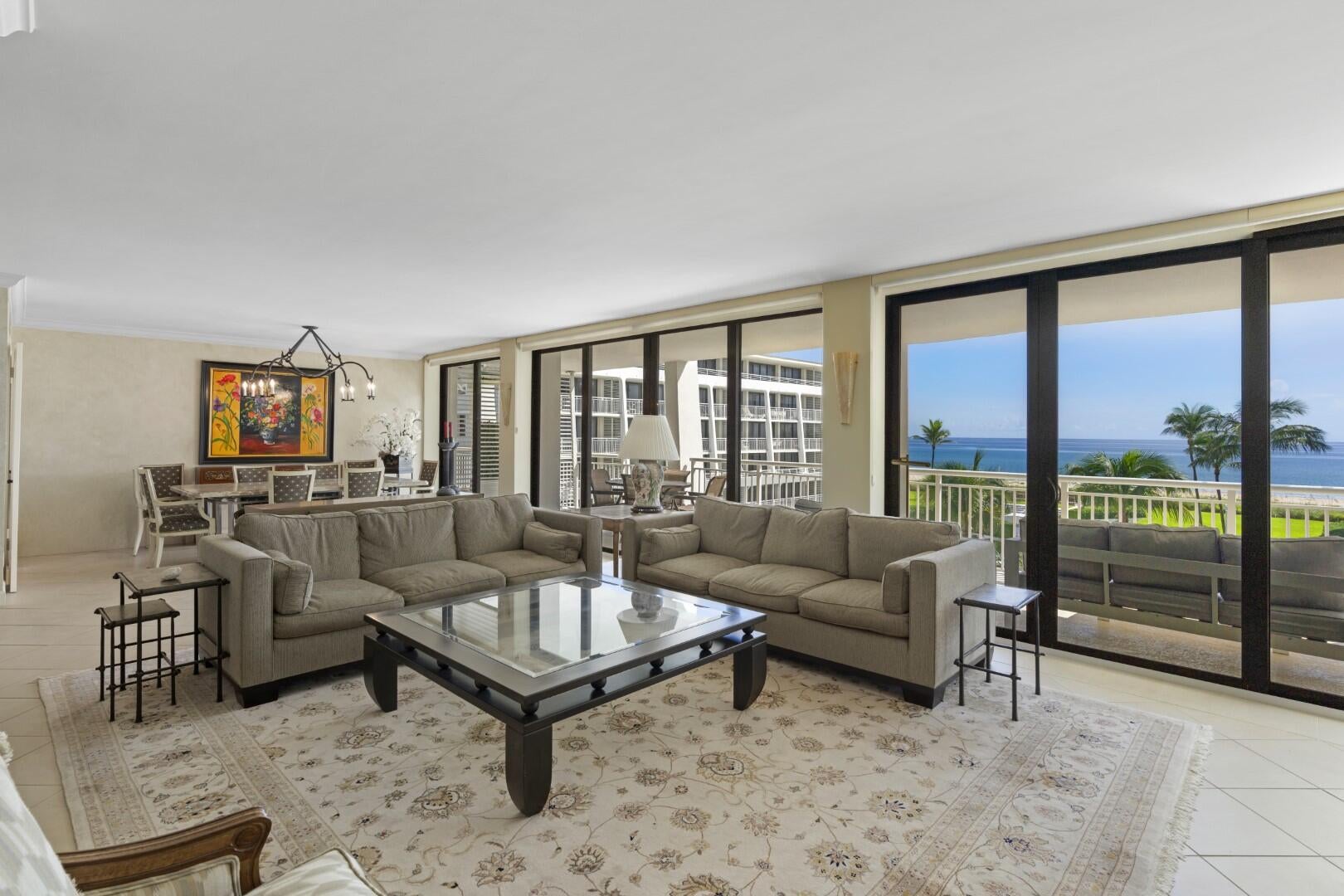 2600 S OCEAN Boulevard 303W, Palm Beach, FL, 33480/$2,750,000 4 2600 S OCEAN Boulevard 303W