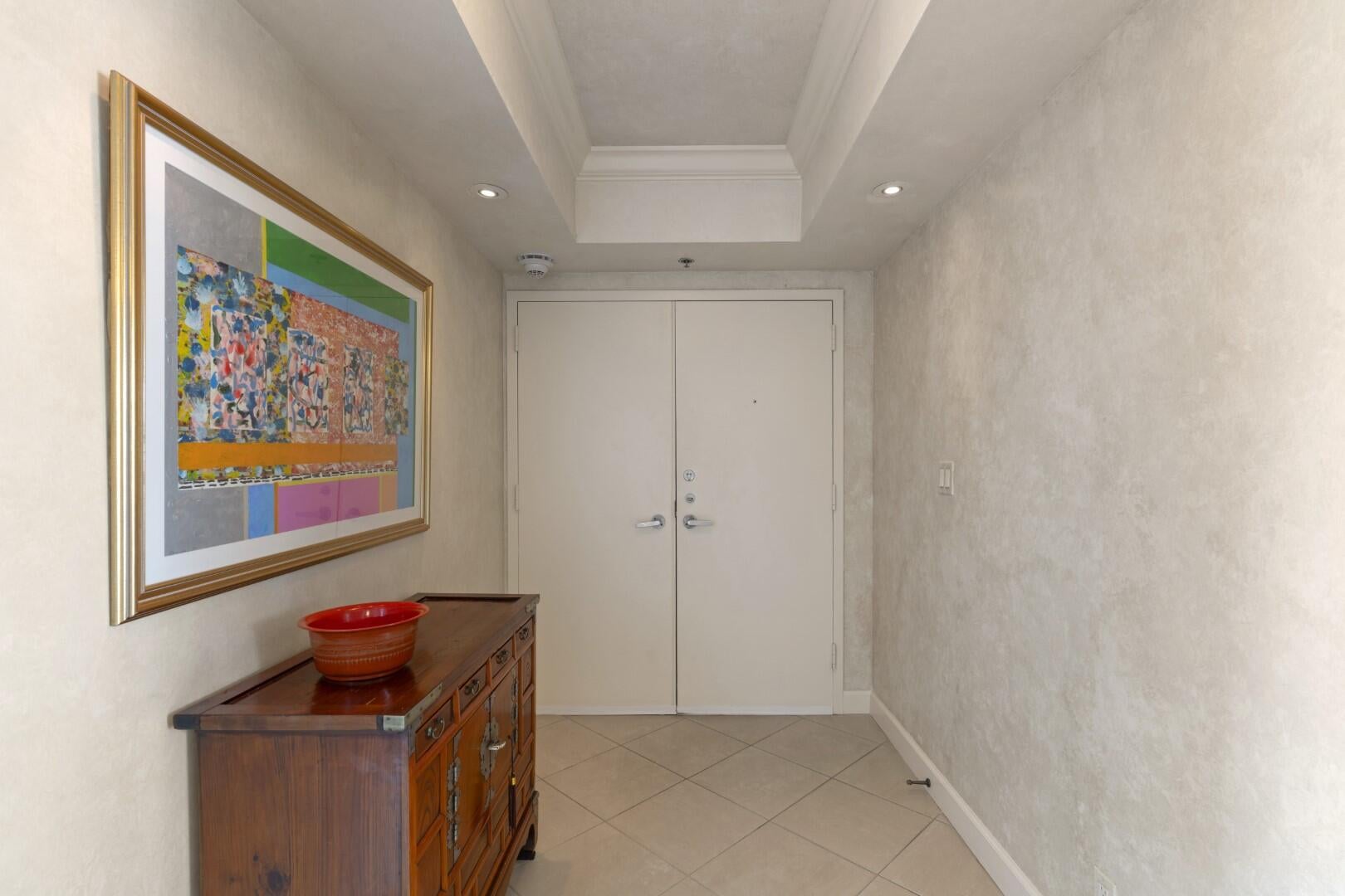 2600 S OCEAN Boulevard 303W, Palm Beach, FL, 33480/$2,750,000 3 2600 S OCEAN Boulevard 303W
