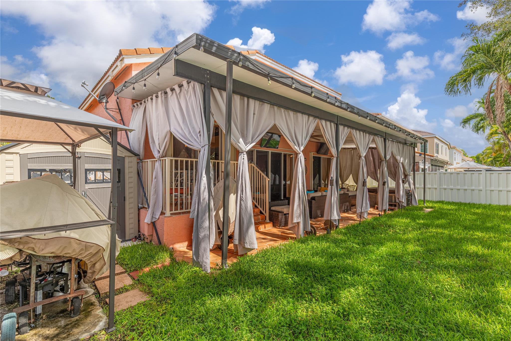 Riviera Isles II 170-53 B - Residential