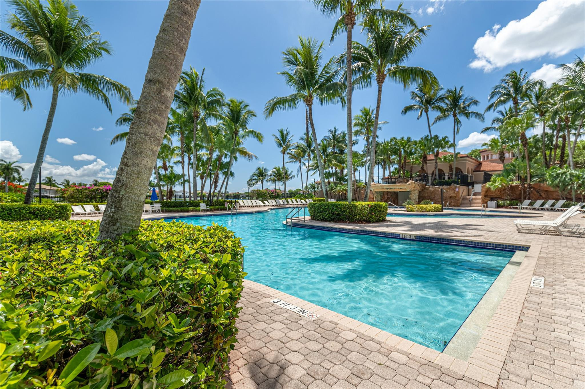 Riviera Isles II 170-53 B - Residential