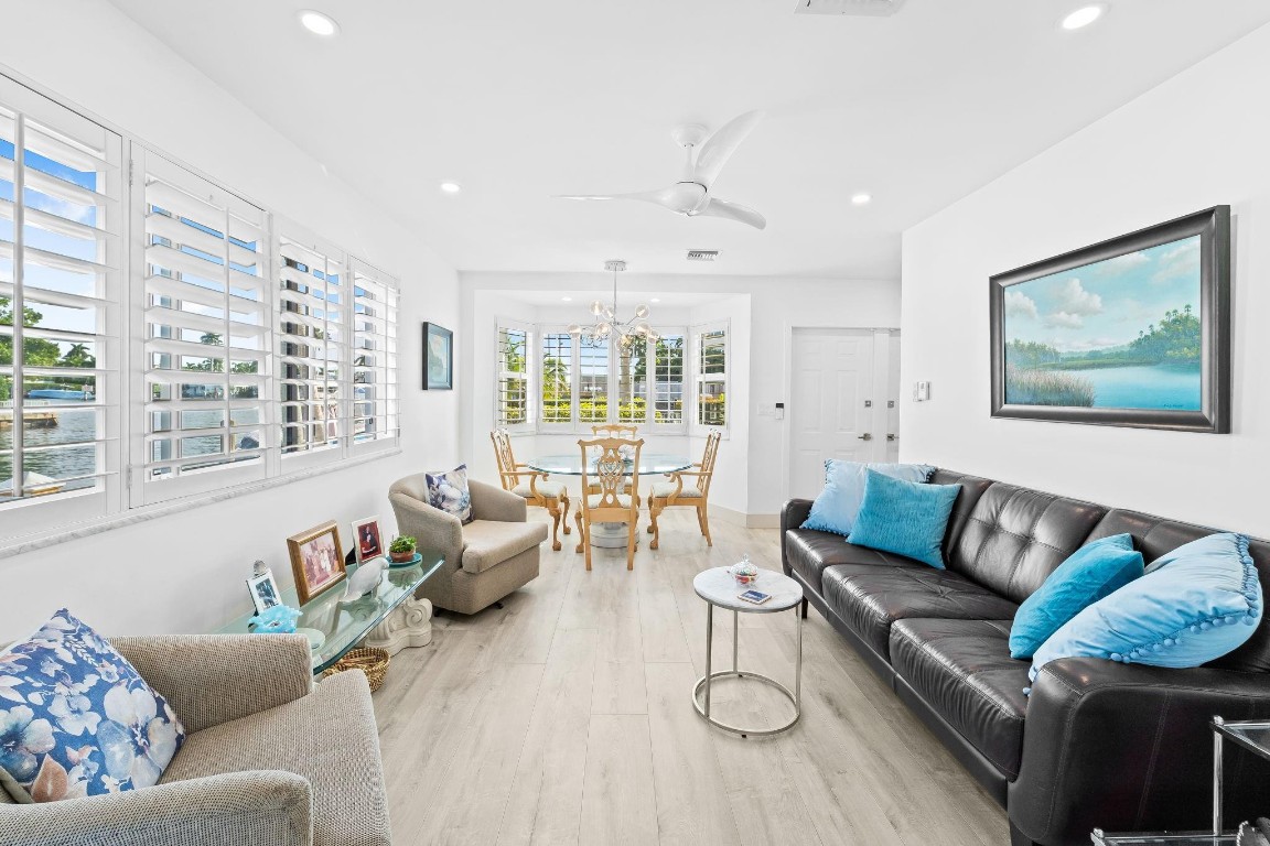 535 Hendricks Isle 109