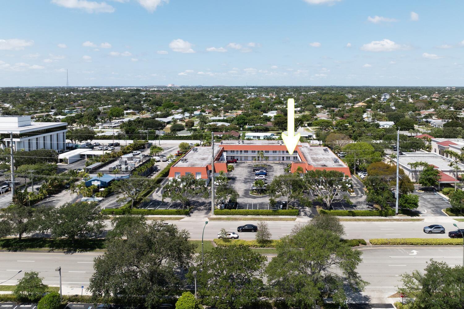 721 Us Highway 1 116-117, North Palm Beach, FL, 33408/$395,000 3 721 Us Highway 1 116-117