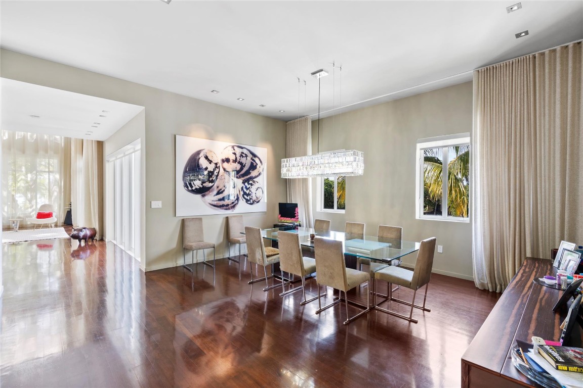 AQUA AT ALLISON ISLAND - Residential