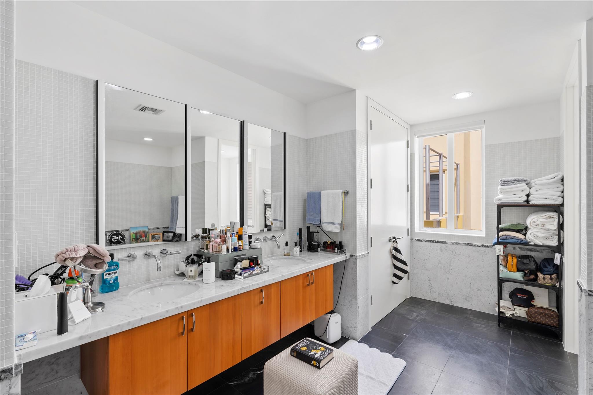 AQUA AT ALLISON ISLAND - Residential