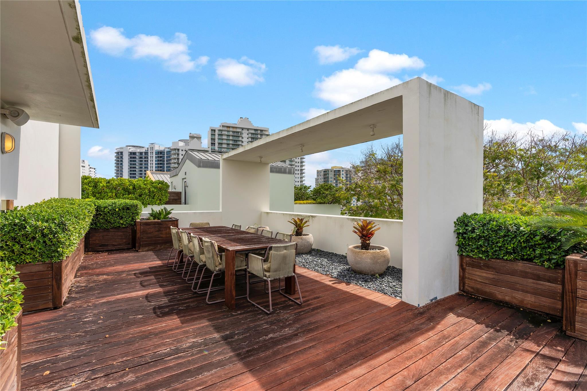 AQUA AT ALLISON ISLAND - Residential