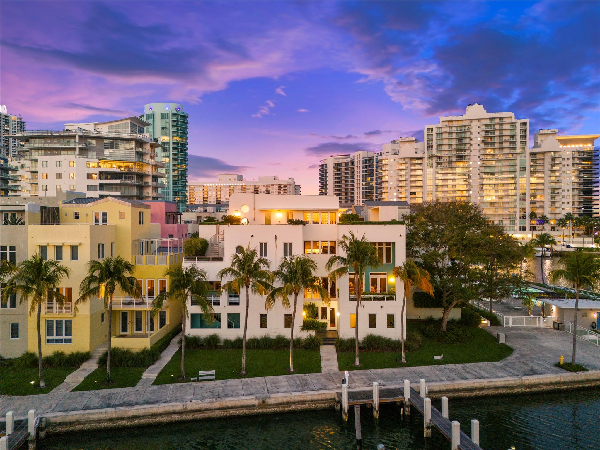 AQUA AT ALLISON ISLAND - Residential