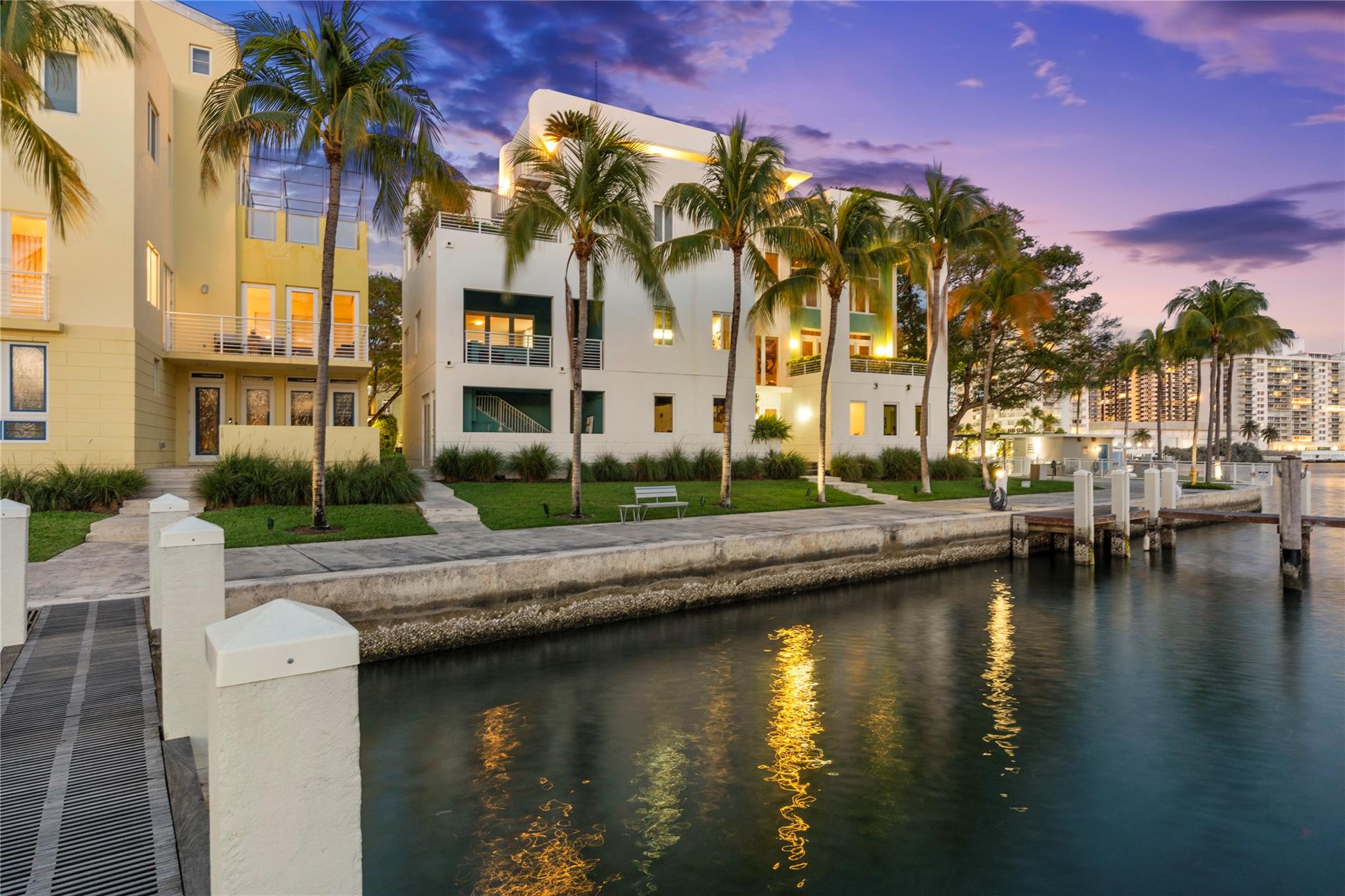 AQUA AT ALLISON ISLAND - Residential