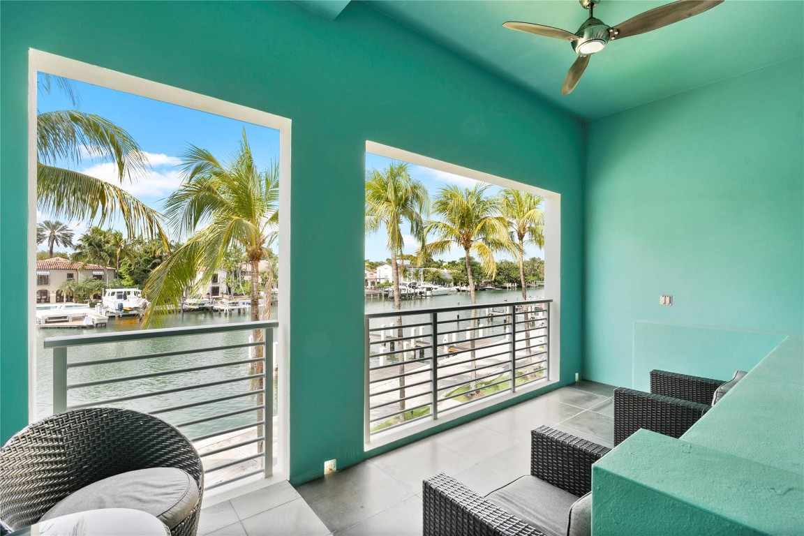 AQUA AT ALLISON ISLAND - Residential