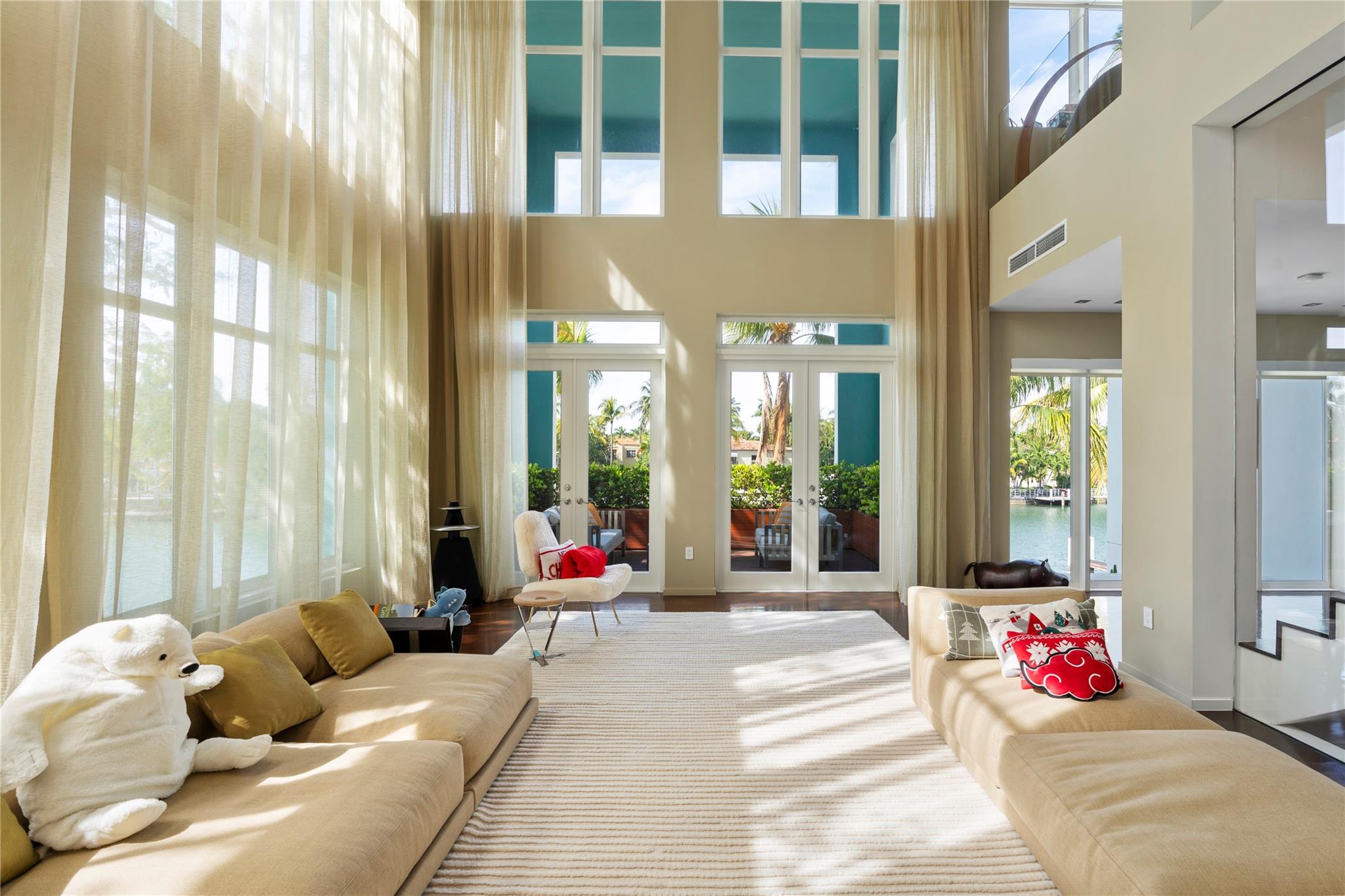 AQUA AT ALLISON ISLAND - Residential