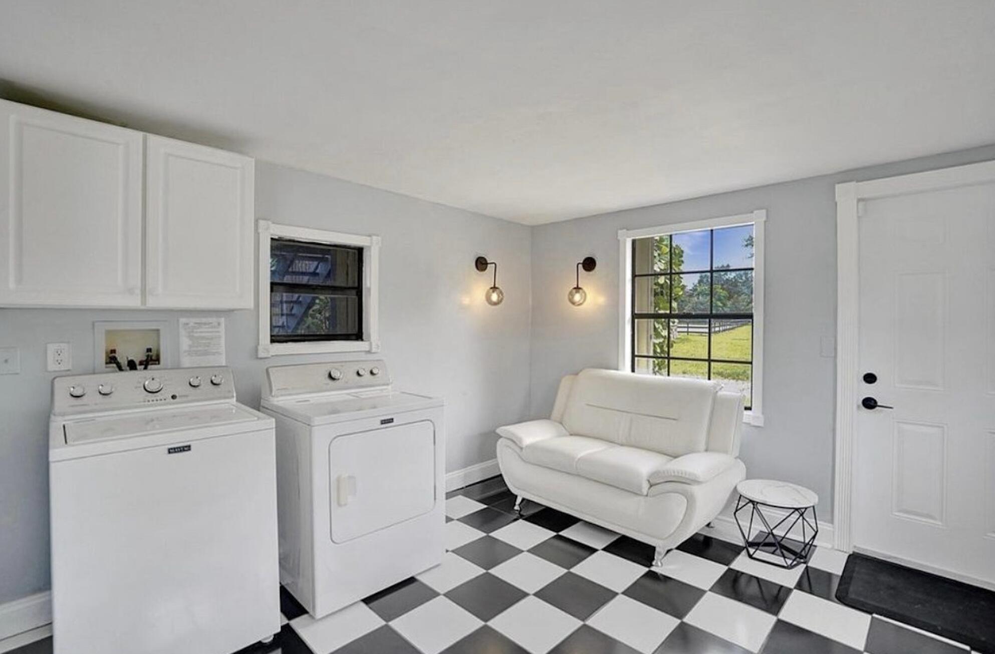 Little Ranches - Residential Lease