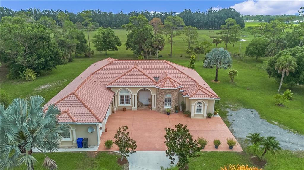 10750 146th Avenue, Fellsmere, FL, 32948/$1,895,000 1 10750 146th Avenue