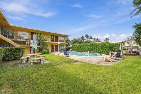 Tiny photo for 2190 SE 5TH Street #5-B, Pompano Beach, FL 33062 (MLS # B26089334)
