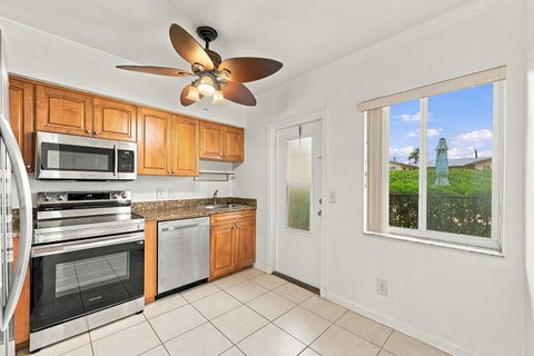 Tiny photo for 2190 SE 5TH Street #5-B, Pompano Beach, FL 33062 (MLS # B26089334)