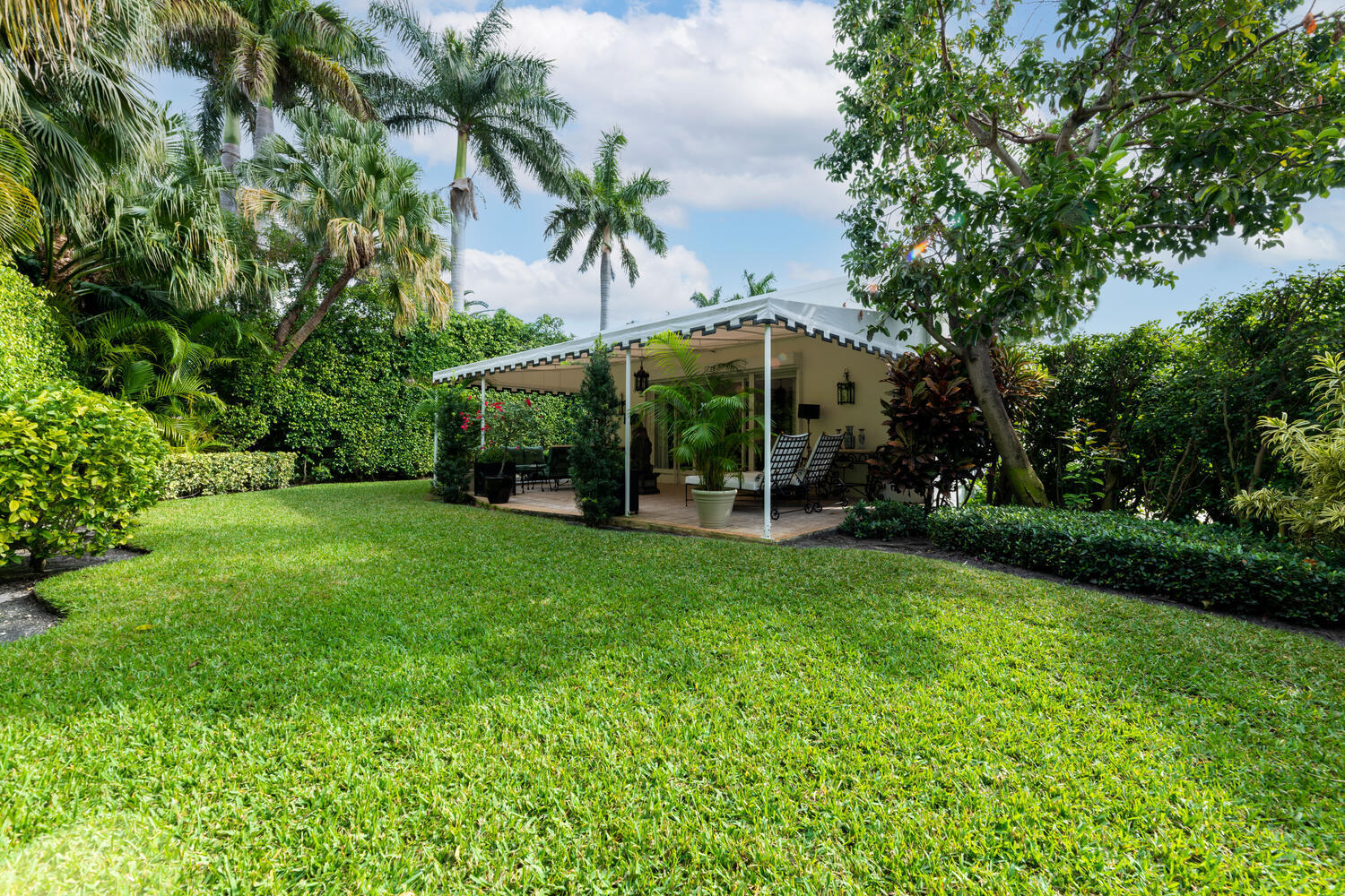 Tropic Isle - Residential