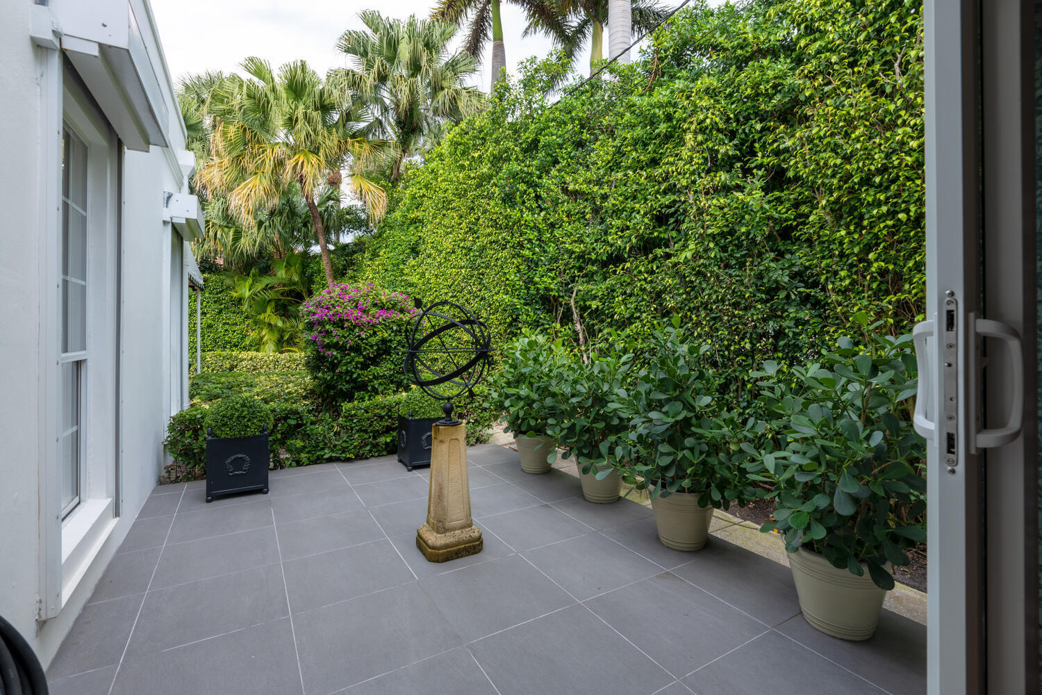 Tropic Isle - Residential