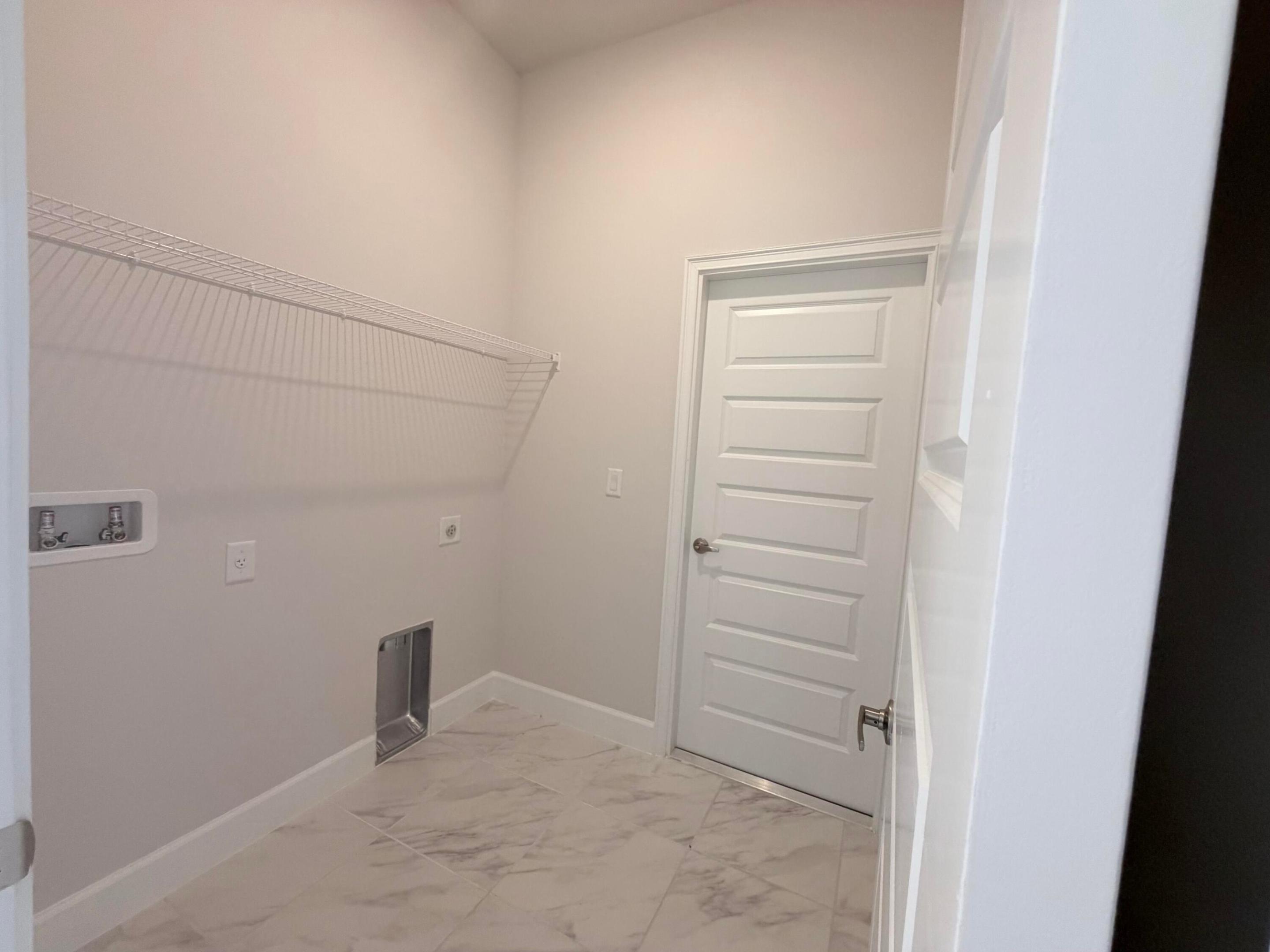 8823 Waterstone Boulevard