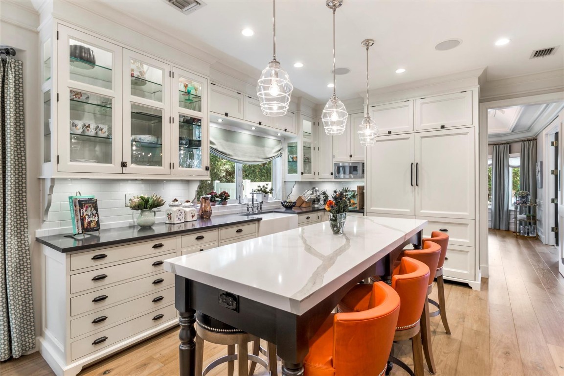 Las Olas Isles - Residential