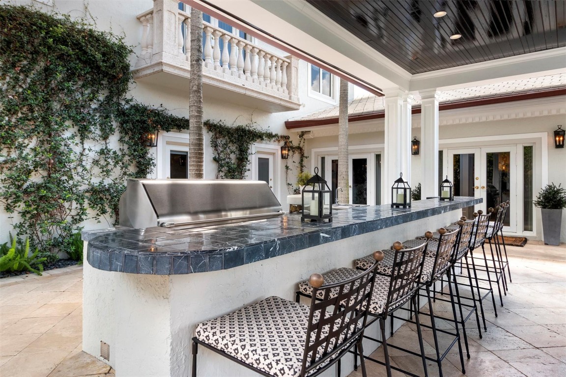 Las Olas Isles - Residential