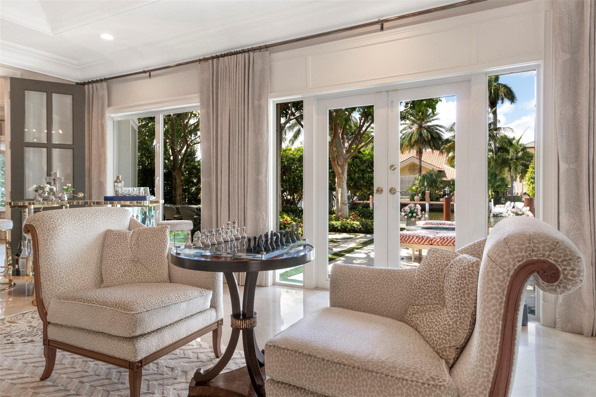 Las Olas Isles - Residential