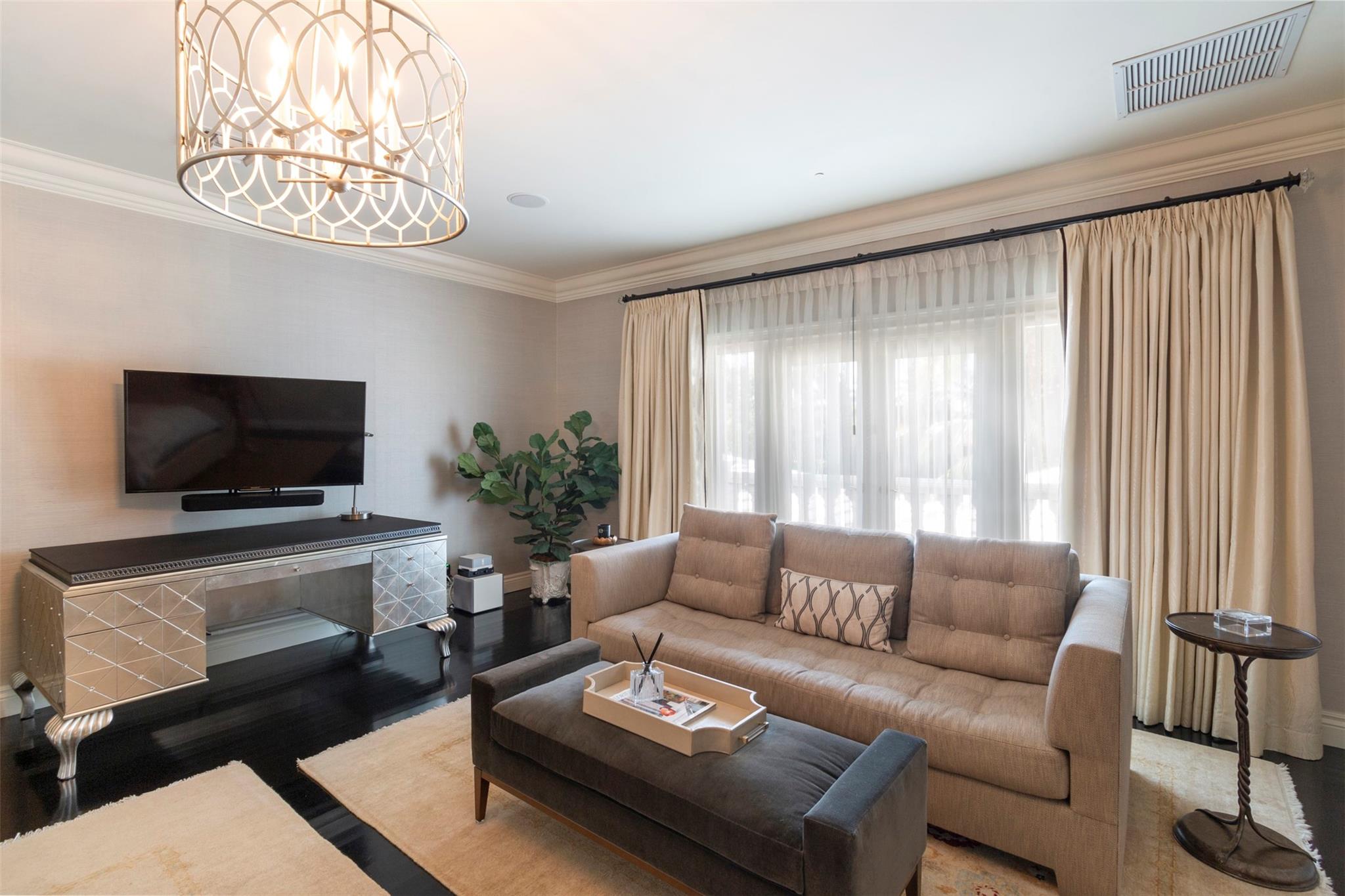 Las Olas Isles - Residential