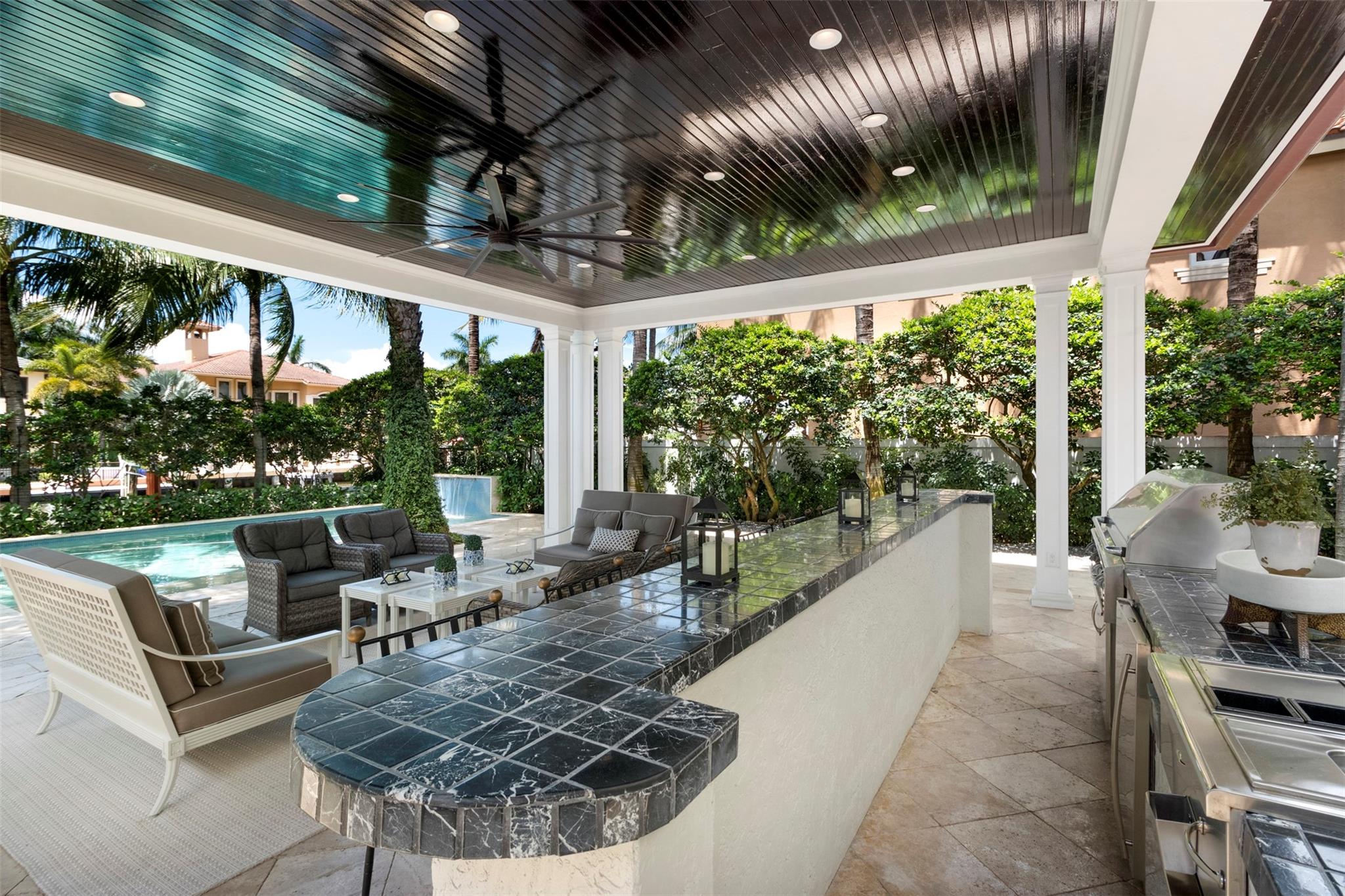 Las Olas Isles - Residential
