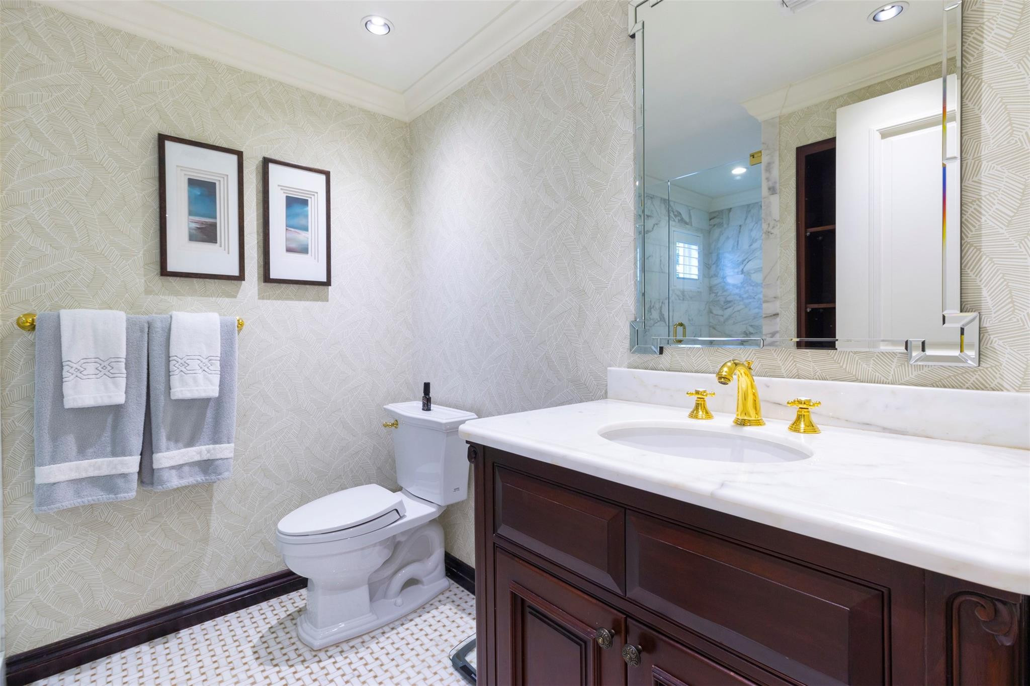 Las Olas Isles - Residential