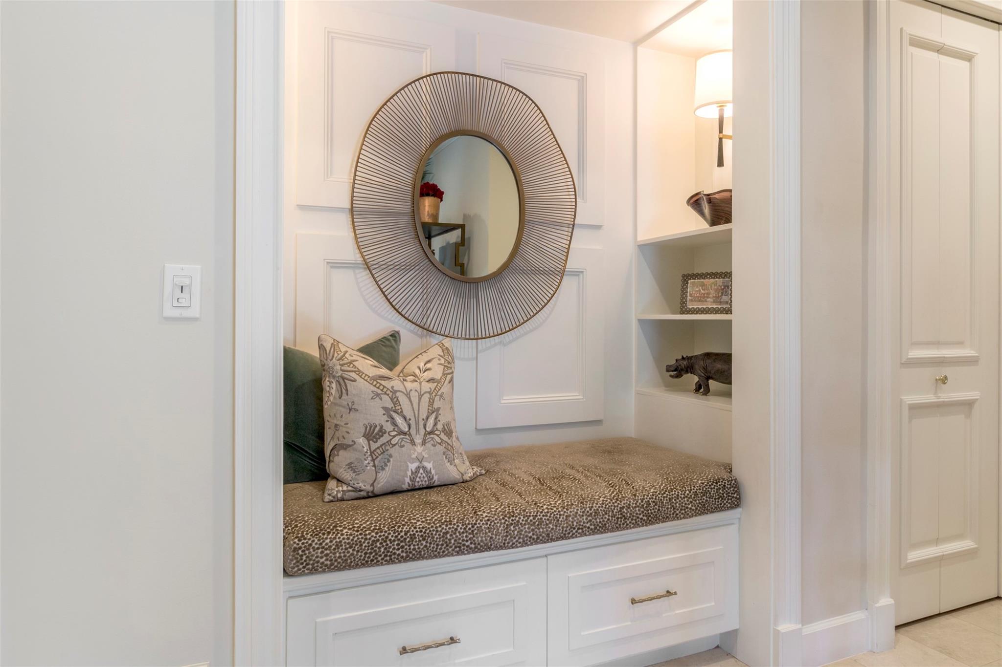 Las Olas Isles - Residential