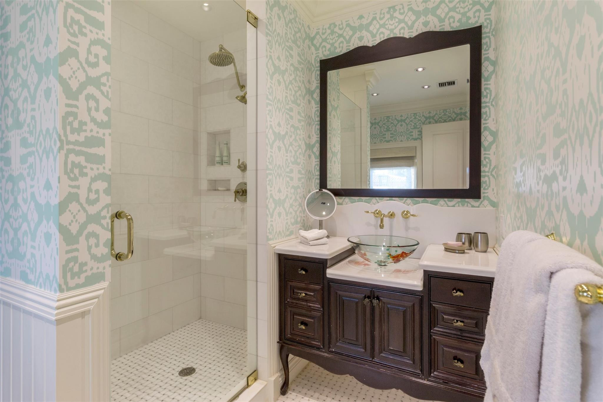 Las Olas Isles - Residential