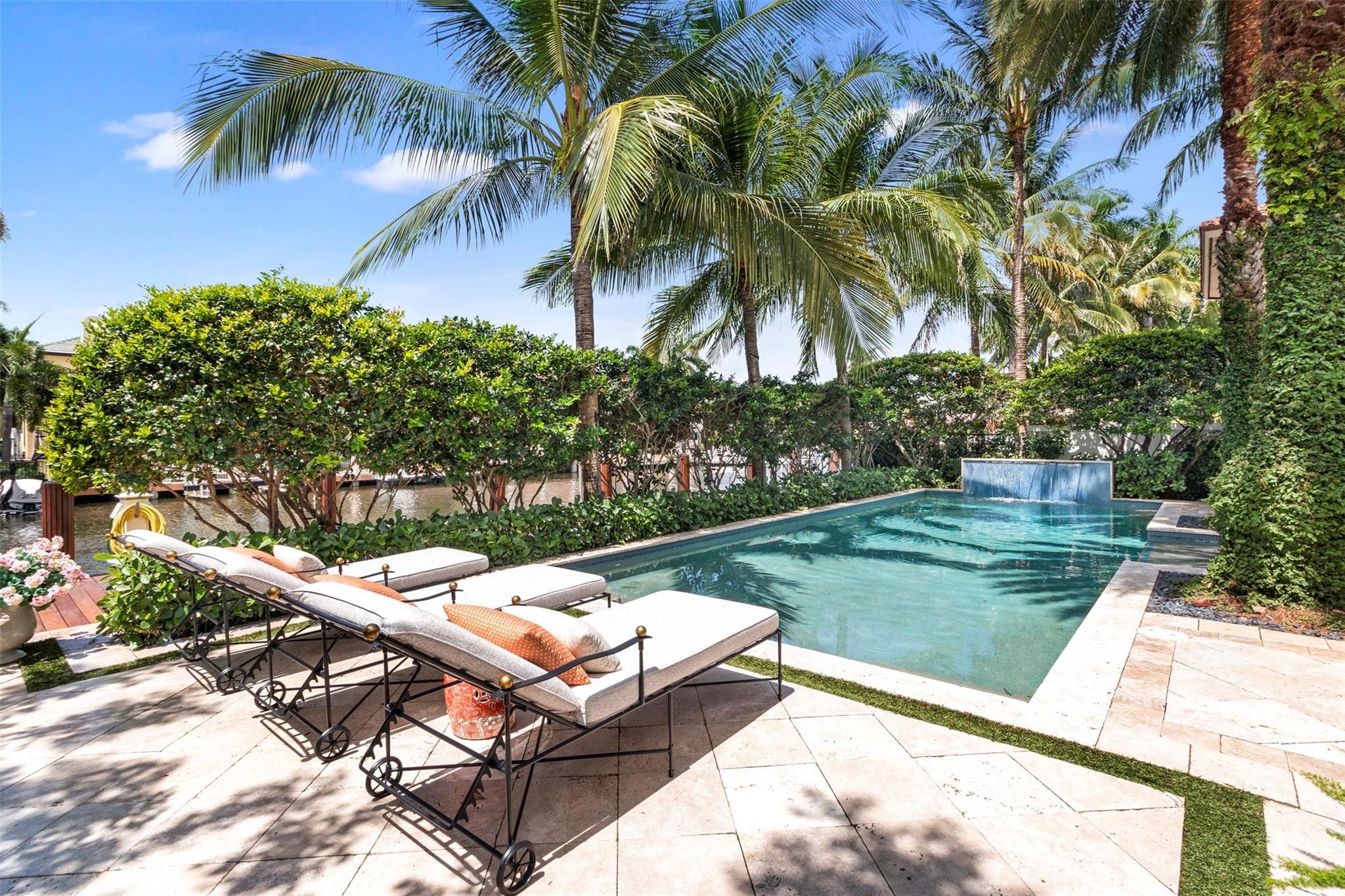 Las Olas Isles - Residential