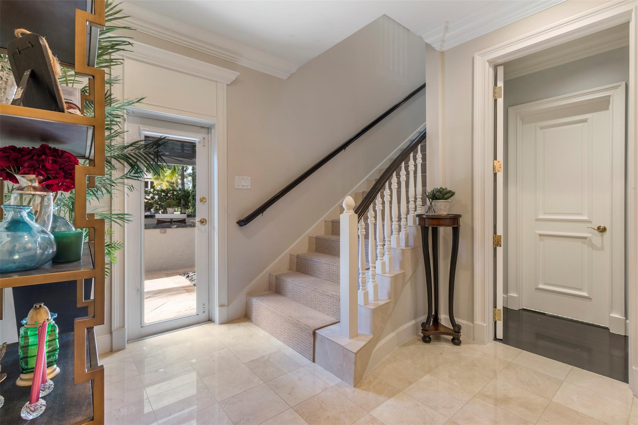 Las Olas Isles - Residential