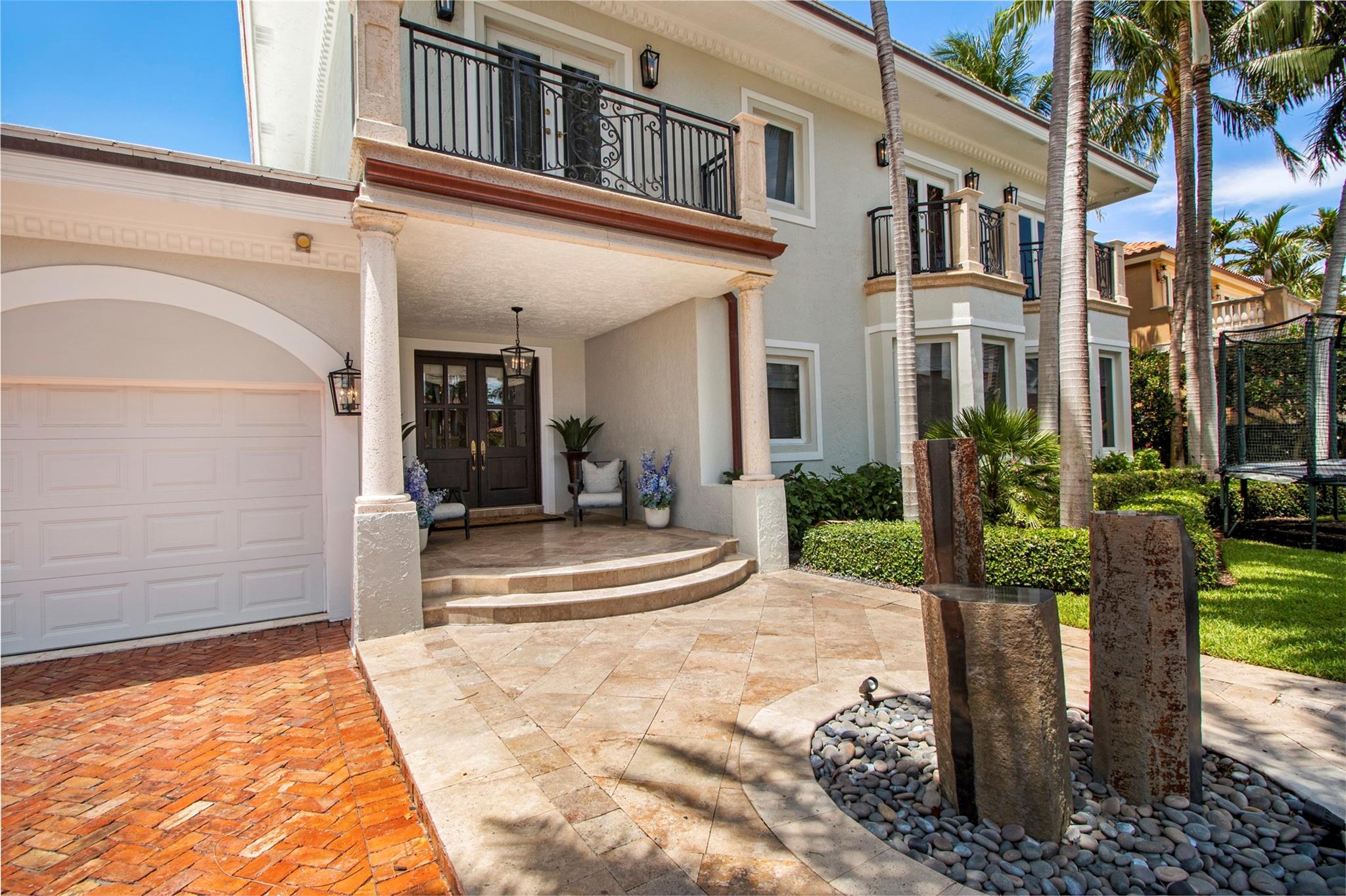 Las Olas Isles - Residential