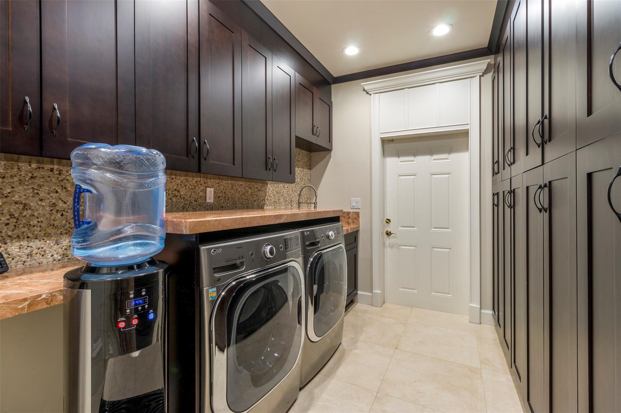 Las Olas Isles - Residential