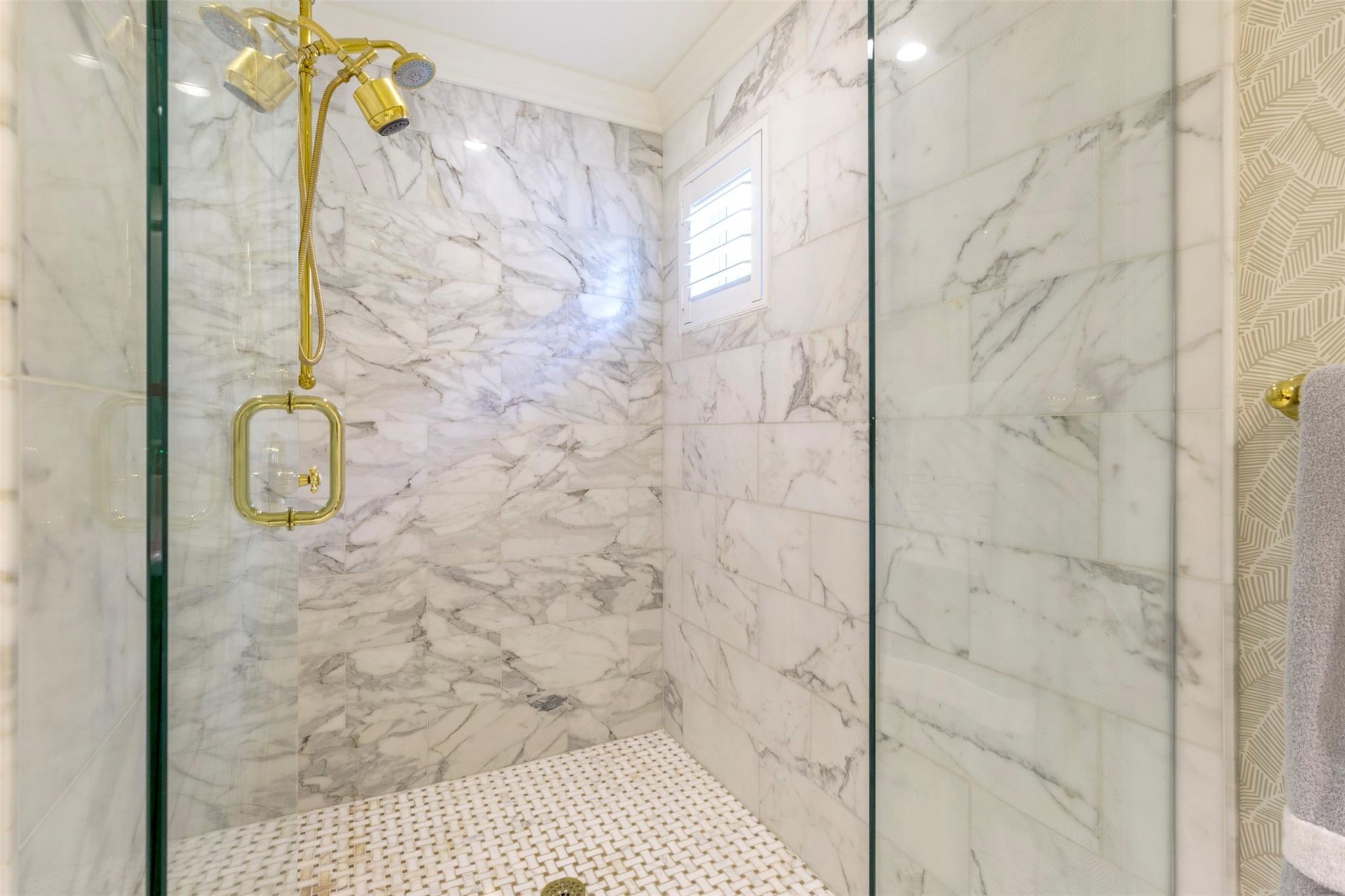 Las Olas Isles - Residential