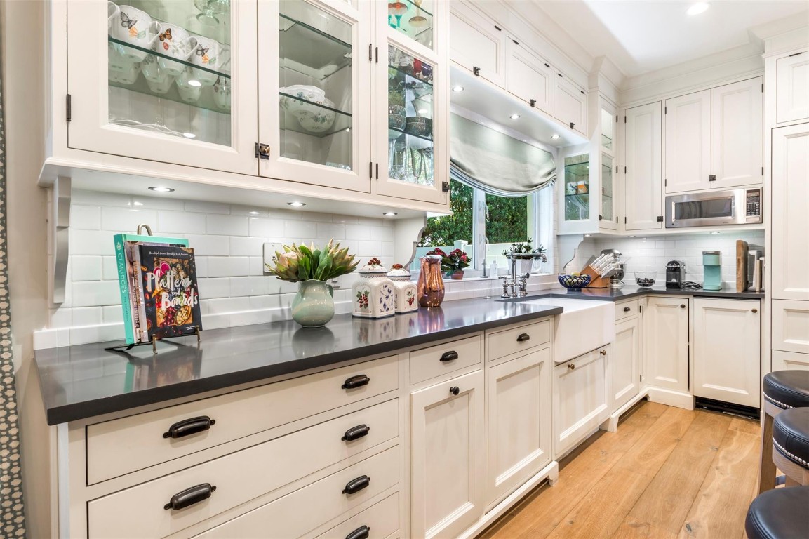 Las Olas Isles - Residential