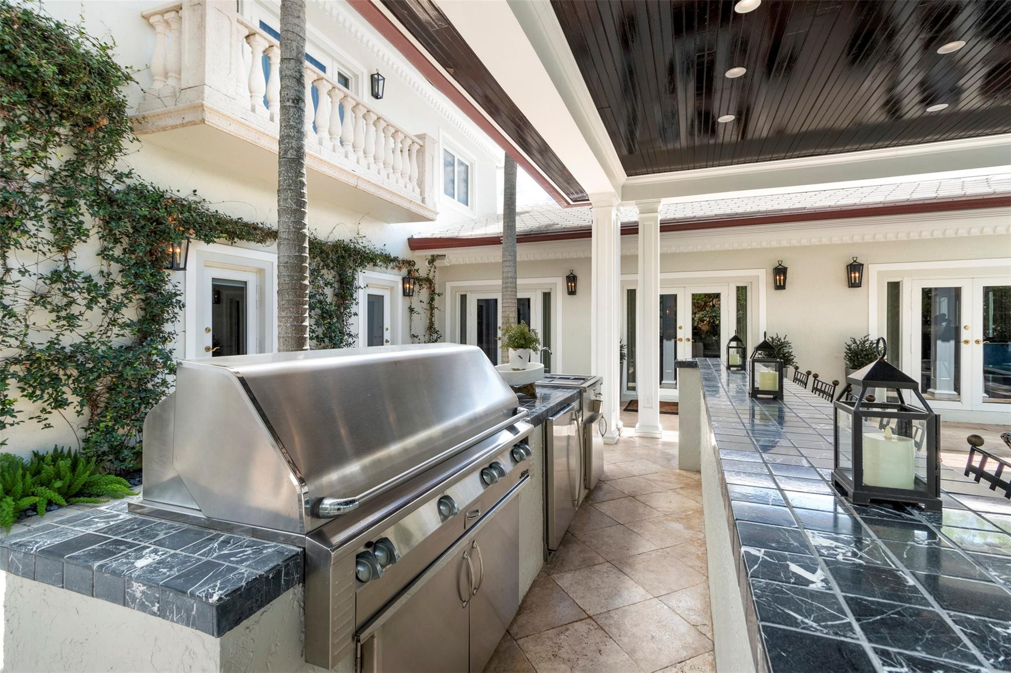 Las Olas Isles - Residential