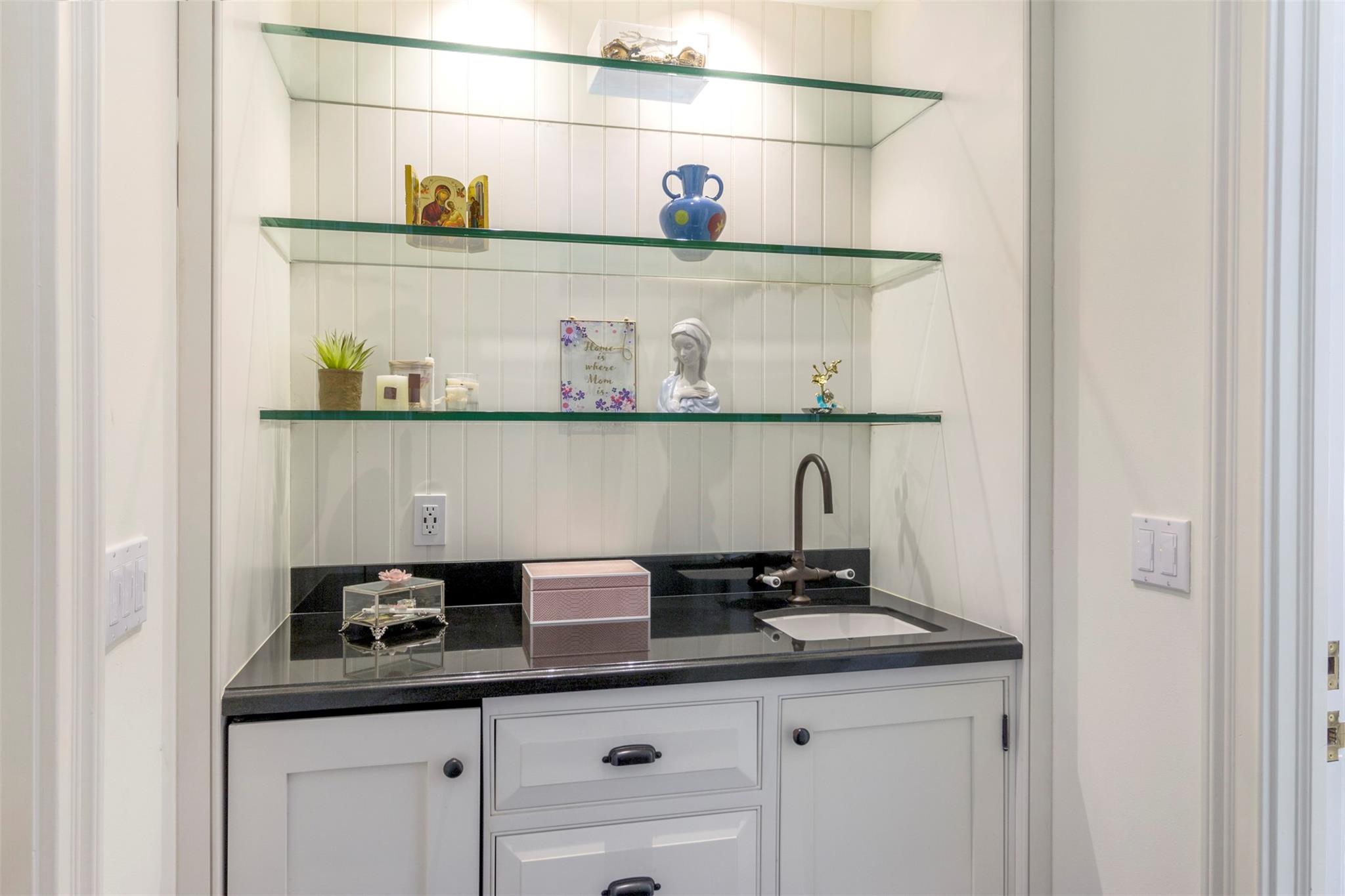 Las Olas Isles - Residential