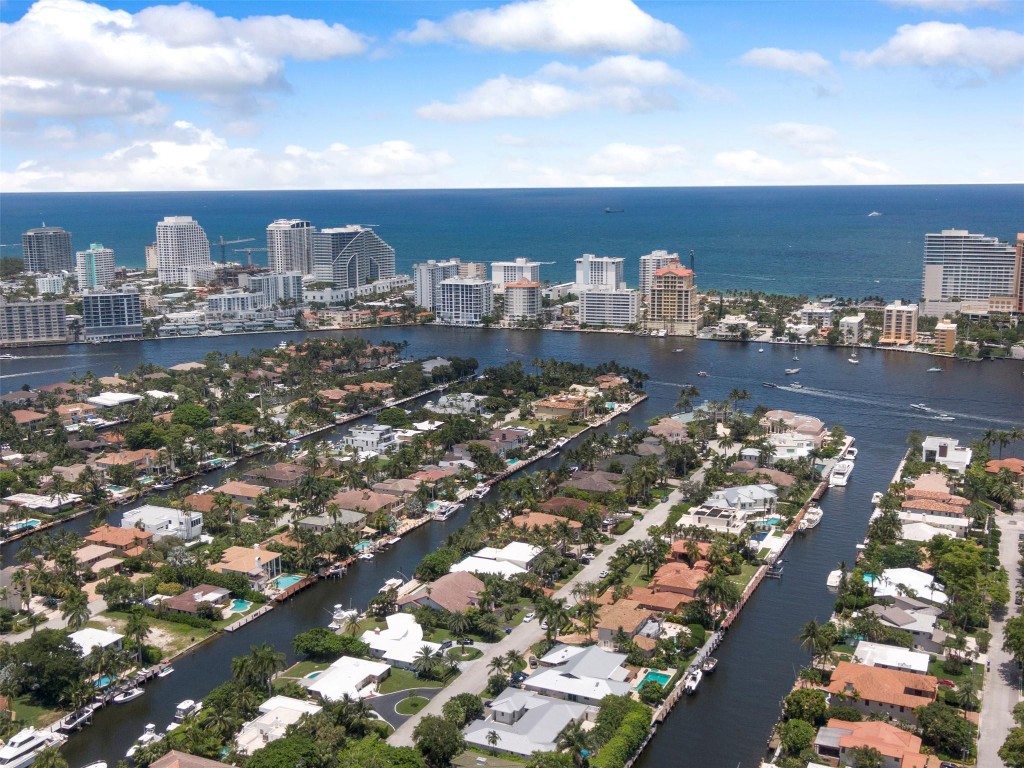 Las Olas Isles - Residential