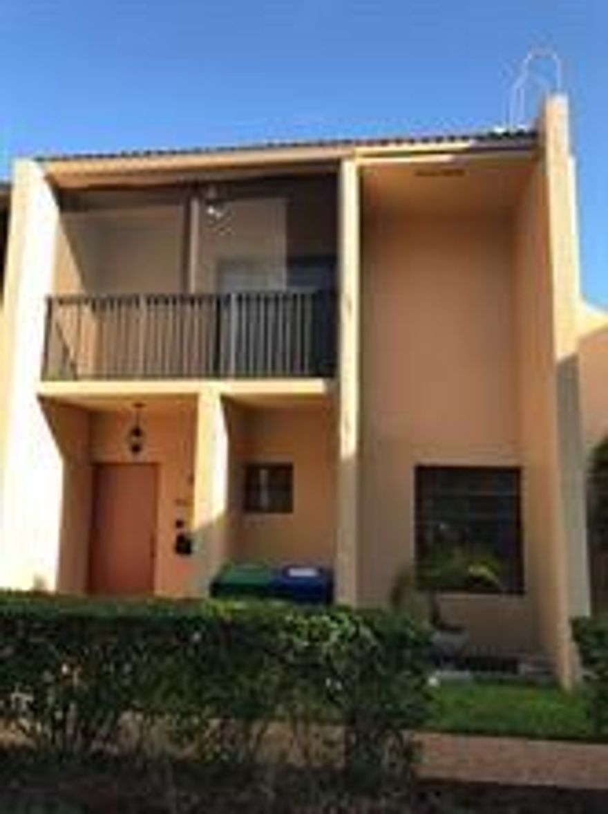Beautiful 3 bed/2.5 bath town house in Coral Springs. Recently upgraded and remodeled. and granite kitchen counter top.  Water front townhome located in the heart of Coral Springs, near shopping, top rated schools, walk to houses of worship, steps from the Chabad Townhouse can be rented out immediately after purchase. This property will not last long Bedrooms upstairs. Two parings