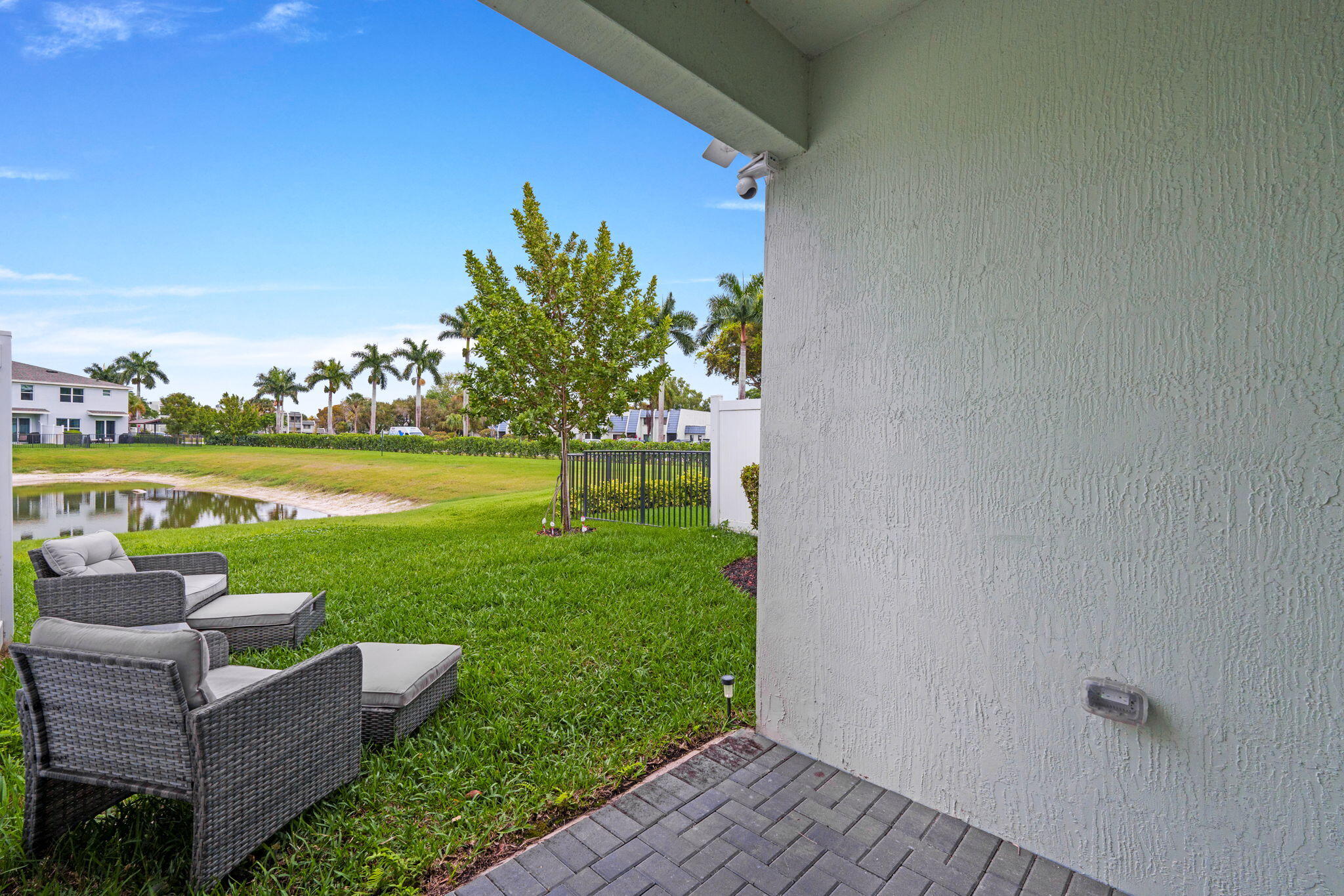 LAKESHORE AT THE FOUNTAINS REPLAT - Residential