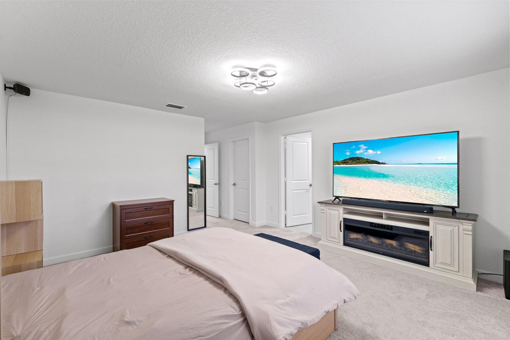 LAKESHORE AT THE FOUNTAINS REPLAT - Residential