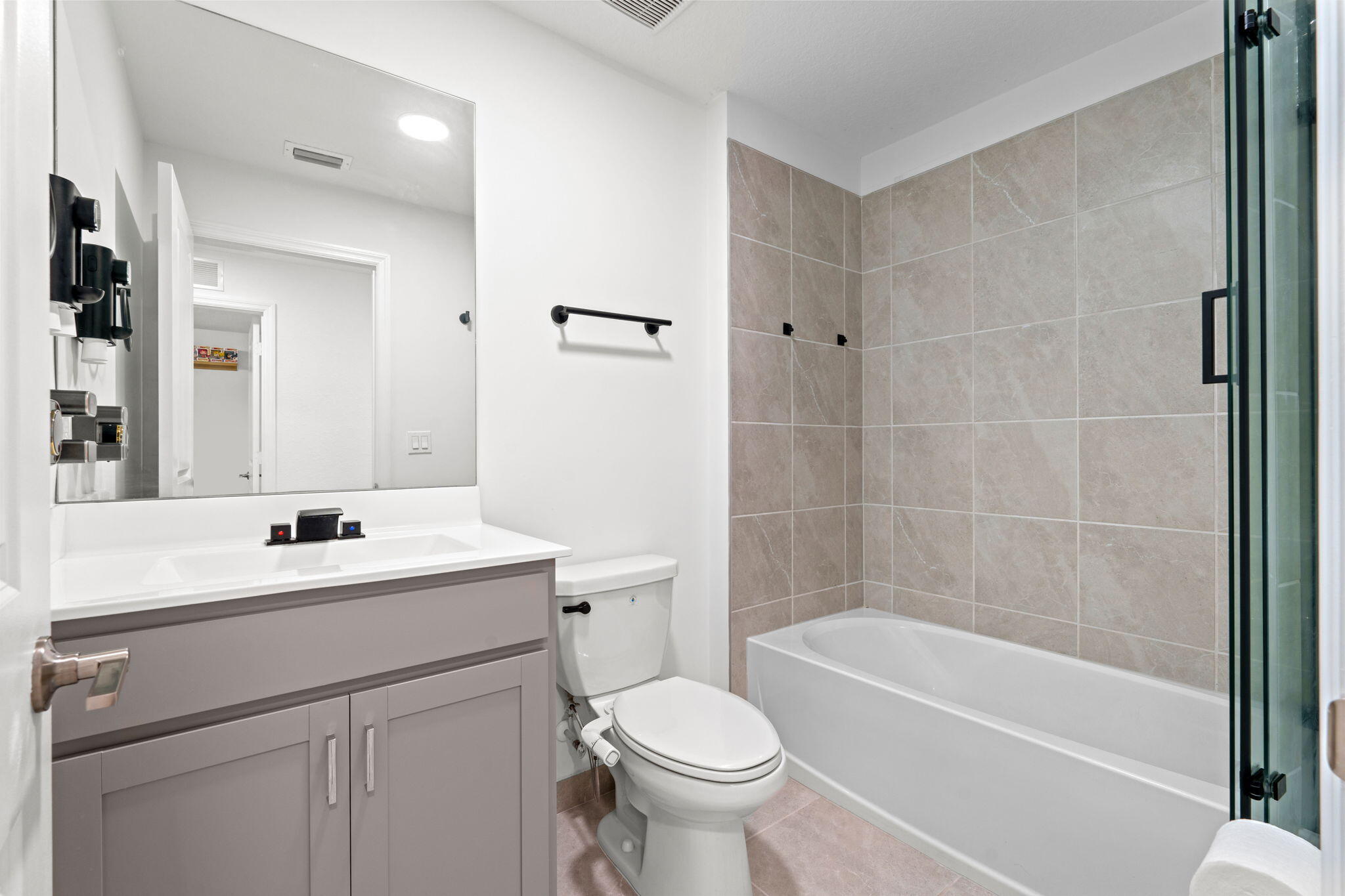 LAKESHORE AT THE FOUNTAINS REPLAT - Residential