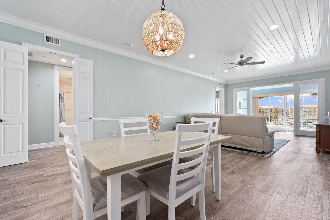 HARBOUR ISLE AT HUTCHINSON ISLAND EAST, A CONDOMIN - Residential