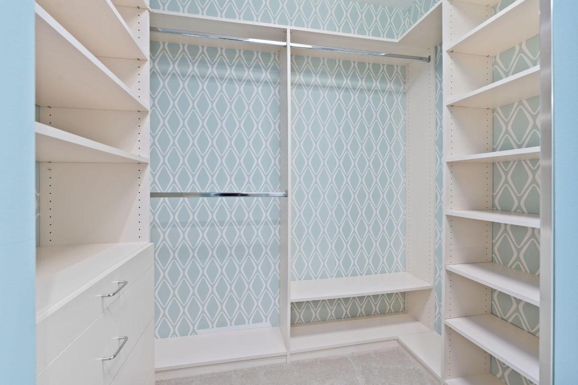 HARBOUR ISLE AT HUTCHINSON ISLAND EAST, A CONDOMIN - Residential