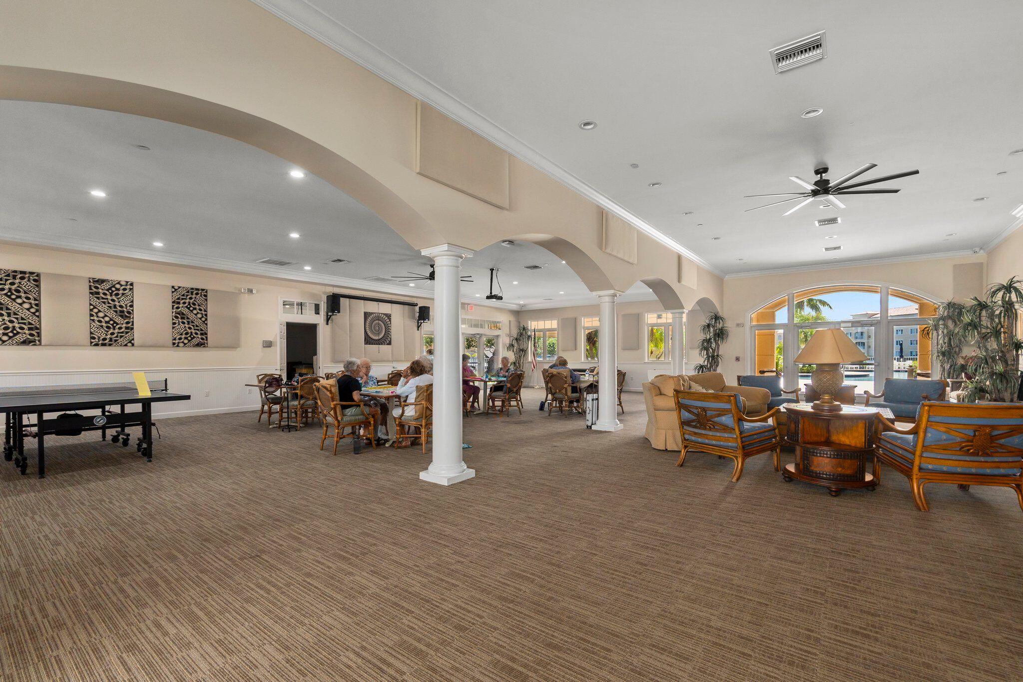 HARBOUR ISLE AT HUTCHINSON ISLAND EAST, A CONDOMIN - Residential