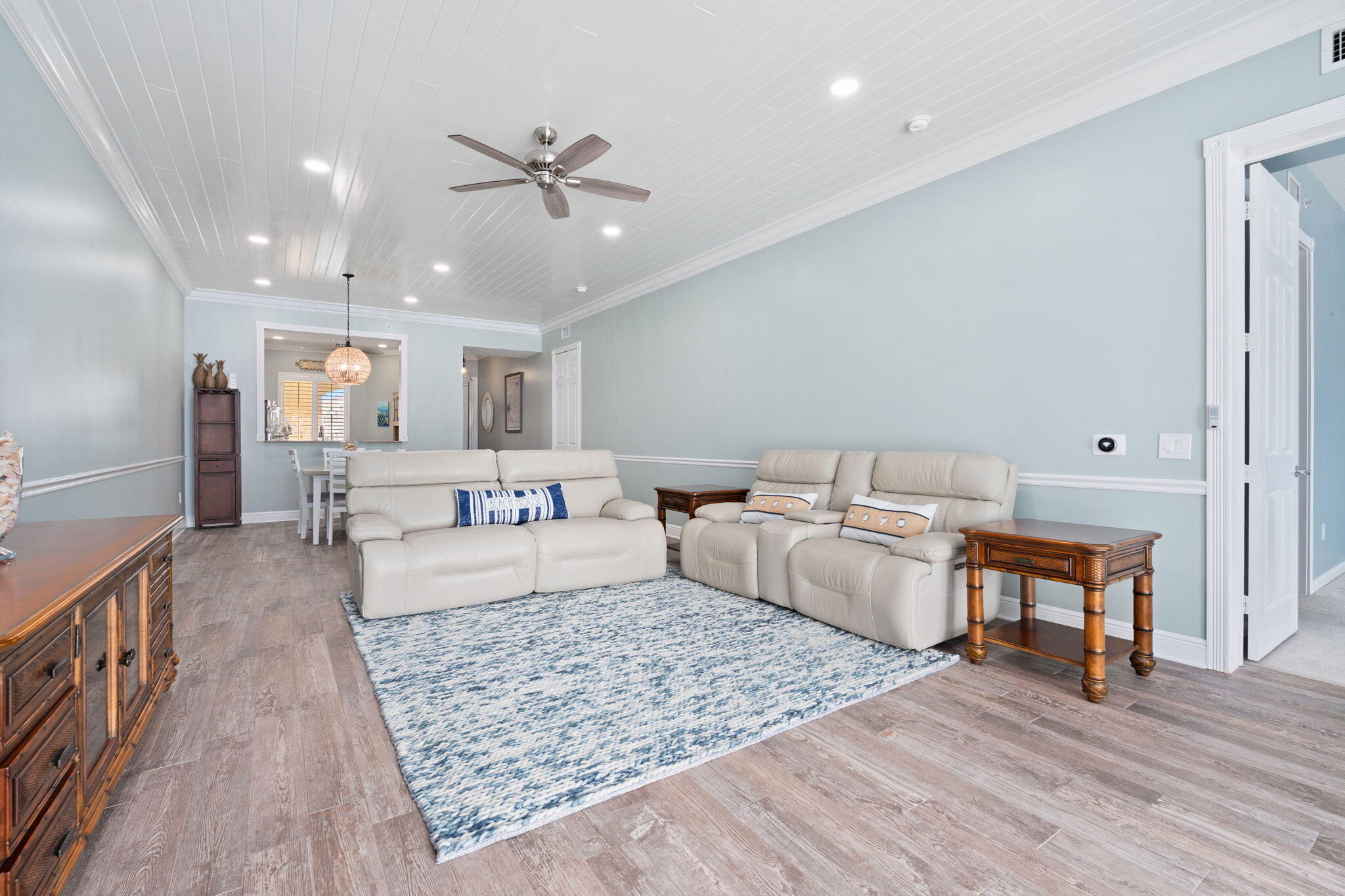 HARBOUR ISLE AT HUTCHINSON ISLAND EAST, A CONDOMIN - Residential