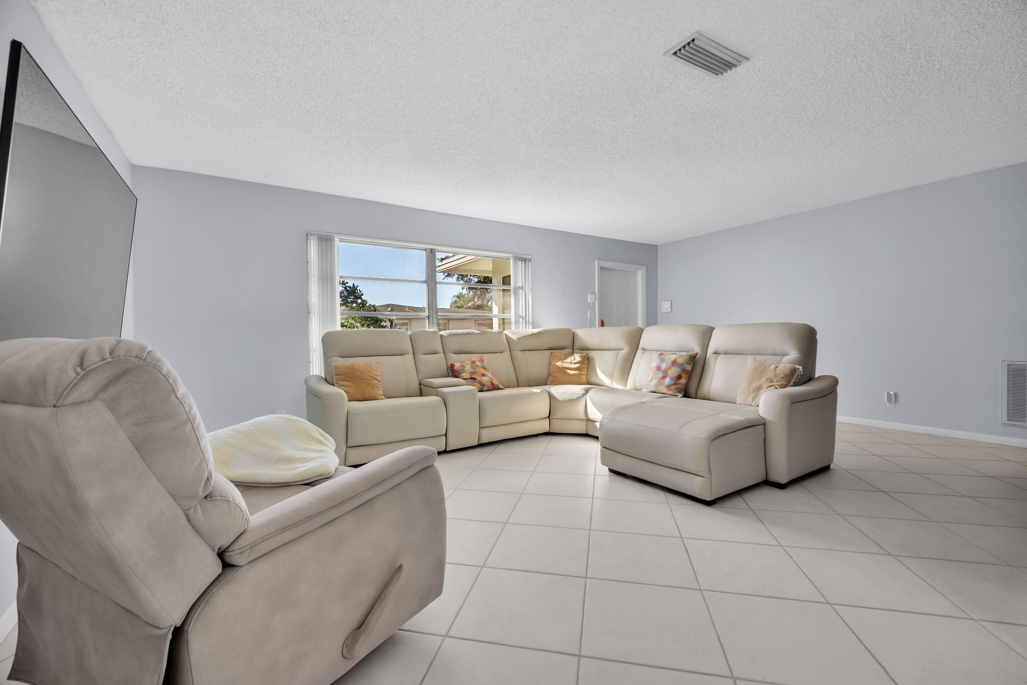 PARADISE GARDENS SEC 3 - Residential