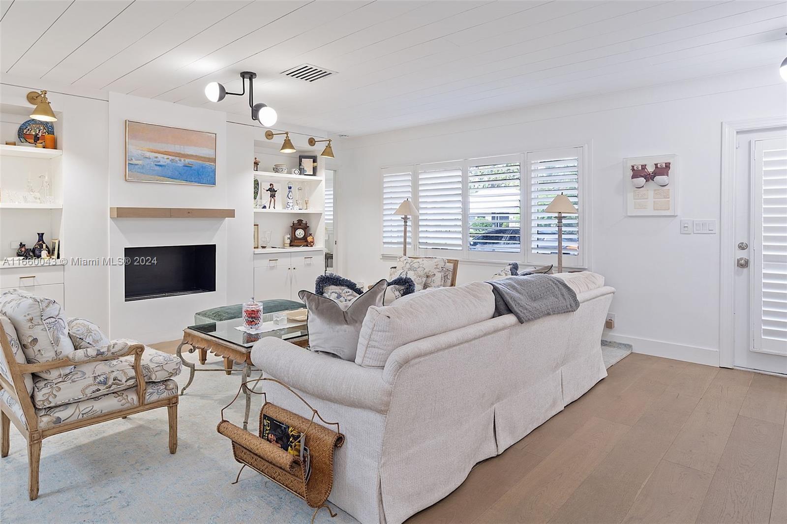 CAMINO GARDENS SEC 1 - Residential