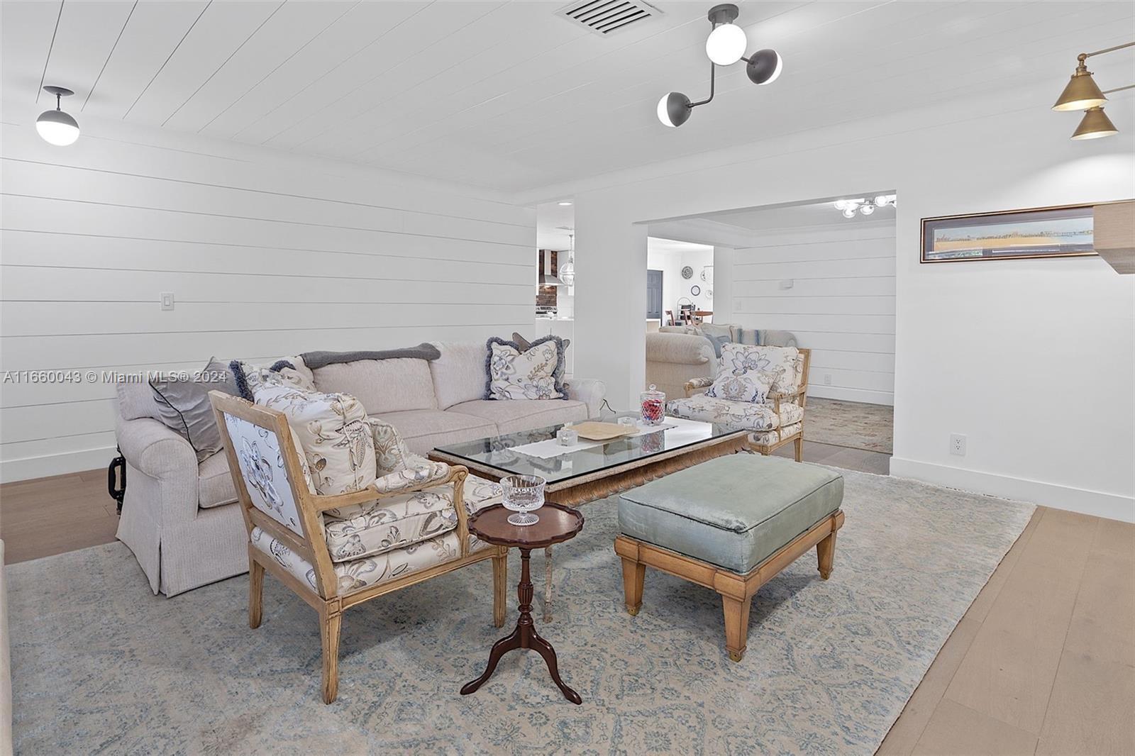 CAMINO GARDENS SEC 1 - Residential