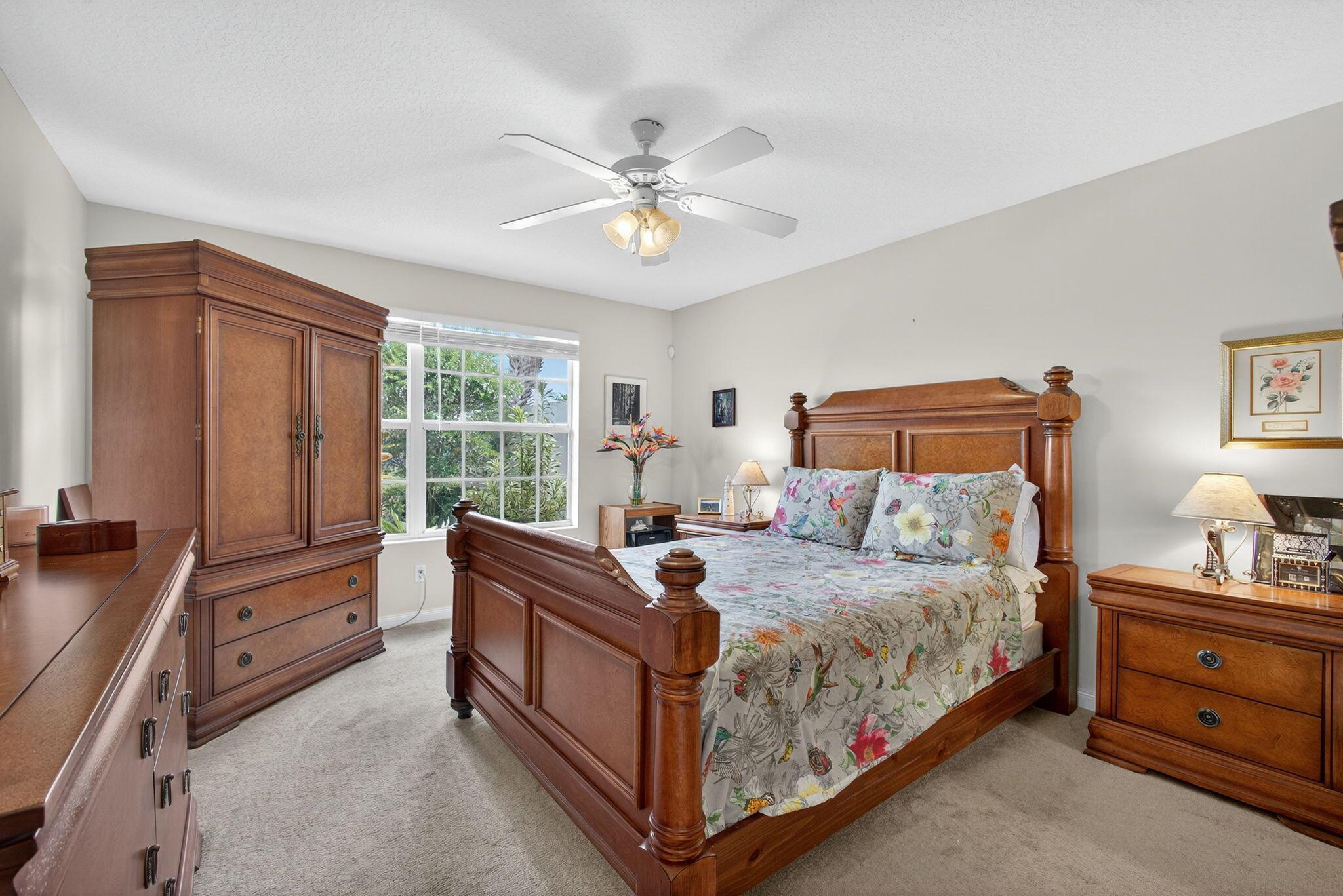 Wellington, Florida 33414, United States, 2 Bedrooms Bedrooms, ,2 BathroomsBathrooms,Residential,Pending,207891